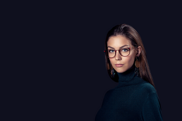 2025 Eyewear Trends: More Than a Fashion Statement, a Declaration of Style and Visual Care